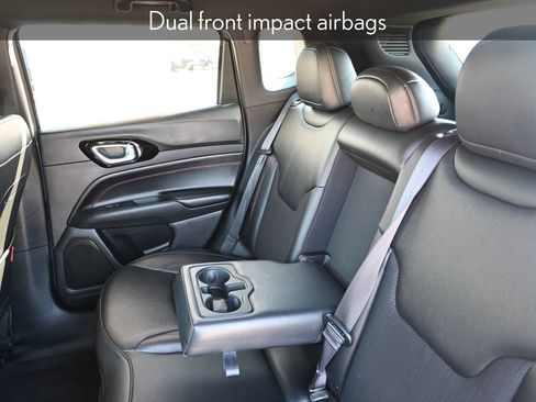 Used 2024 Jeep Compass Trailhawk image 26