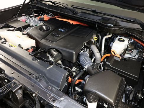 Used 2023 Toyota Tundra Limited RWD image 34
