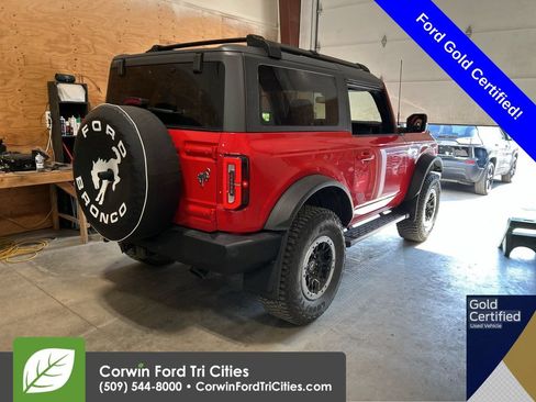 Used 2023 Ford Bronco Outer Banks w/ Sasquatch Package AWD/4WD image 5