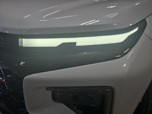 New 2027 Chevrolet Traverse Z71 w/ Enhanced Driving Package AWD/4WD image 34