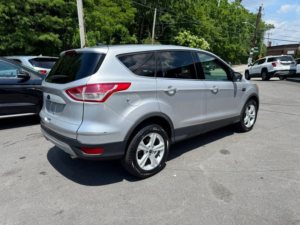 Used 2016 Ford Escape SE AWD/4WD image 7