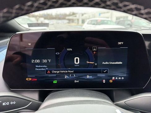 New 2026 Chevrolet Equinox EV LT image 18