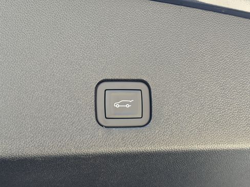 New 2025 Cadillac XT6 Premium Luxury w/ Technology Package image 11