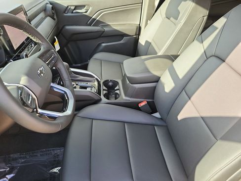 New 2025 Chevrolet Colorado Trail Boss w/ Midnight Edition image 25