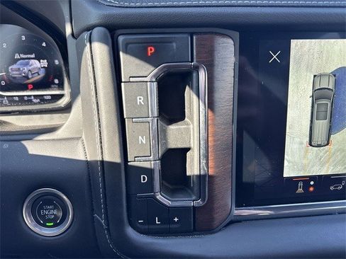 Used 2023 GMC Yukon Denali Ultimate image 19