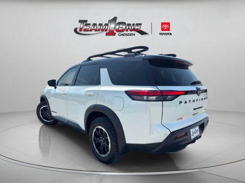 Used 2024 Nissan Pathfinder Rock Creek AWD/4WD image 5