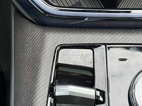 New 2025 BMW X3 xDrive30i w/ Premium Package image 20