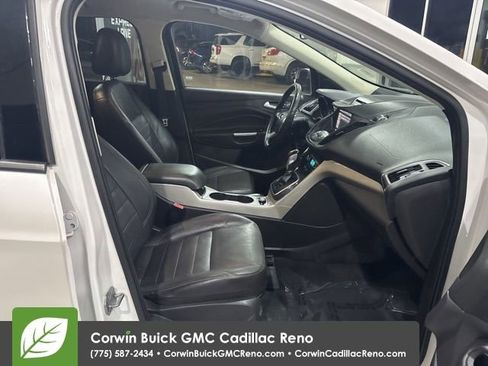 Used 2013 Ford Escape SEL image 32