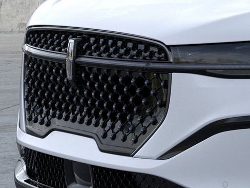 New 2026 Lincoln Nautilus Premier w/ Jet Appearance Package image 17