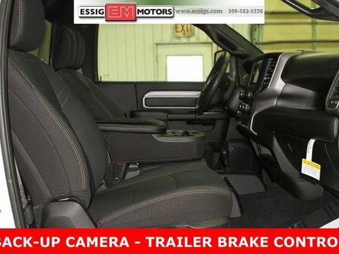 New 2024 RAM 2500 Tradesman w/ Chrome Appearance Group image 26