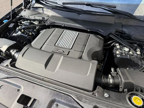 Used 2017 Land Rover Discovery HSE Luxury image 32