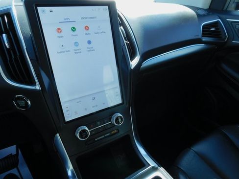 Certified 2022 Ford Edge Titanium image 27