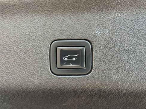 Used 2021 Chevrolet Tahoe LT image 20