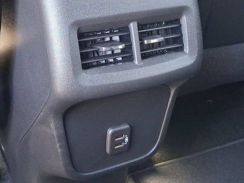 Used 2023 Chevrolet Equinox RS AWD/4WD image 20