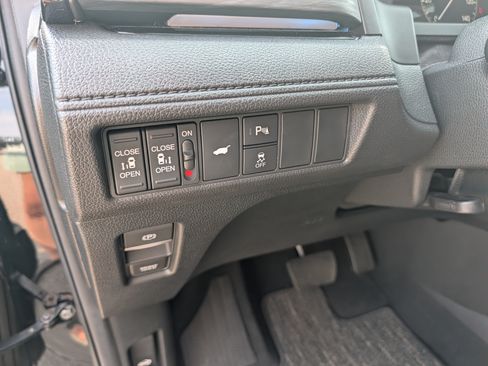 Used 2026 Honda Odyssey Elite image 26