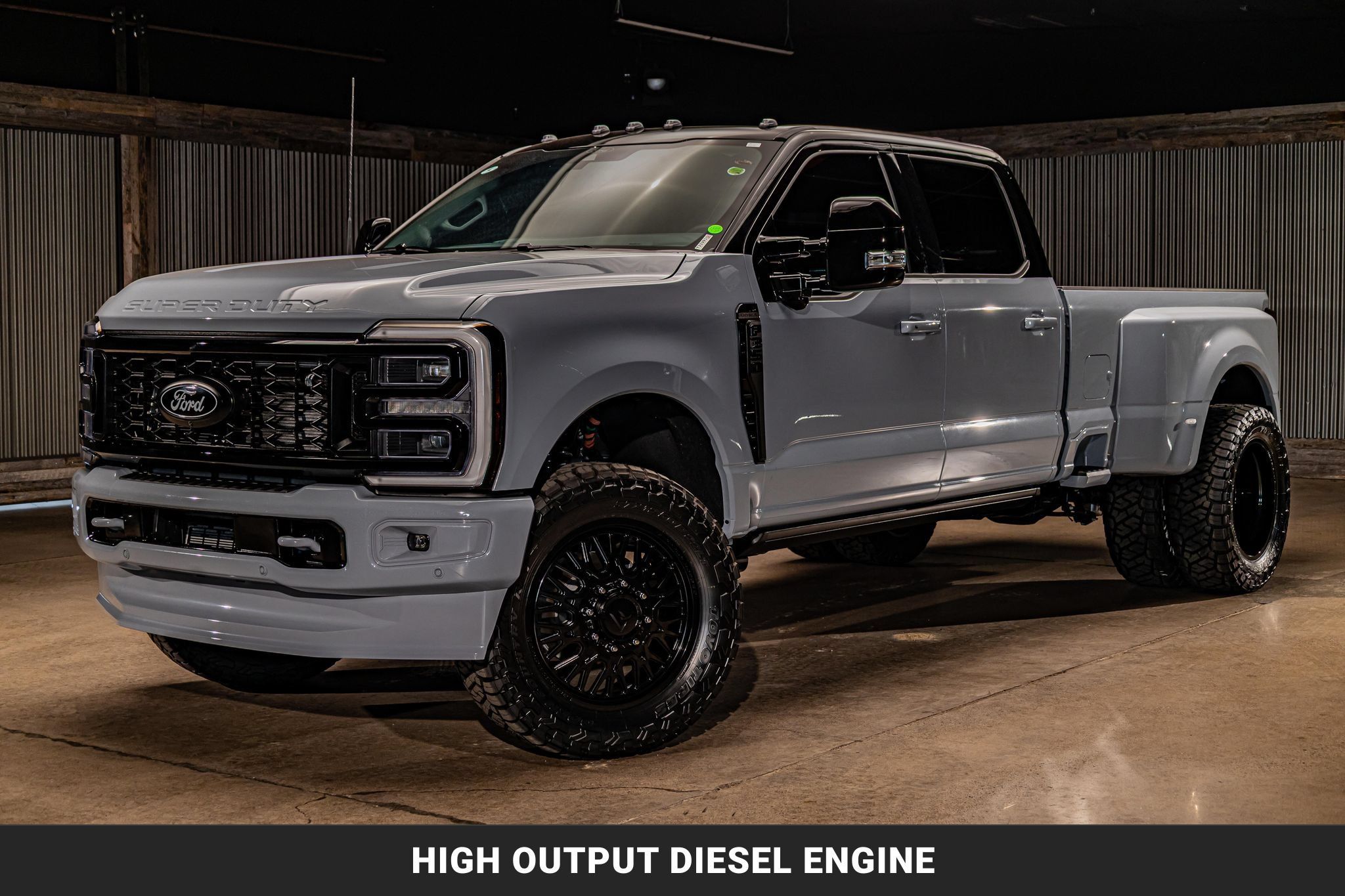Used 2026 Ford F350 Platinum w/ FX4 Off-Road Package AWD/4WD image 5