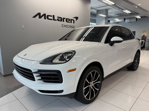 Used 2023 Porsche Cayenne AWD/4WD image 8