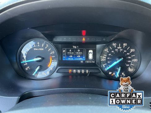 Used 2017 Ford Explorer XLT image 37