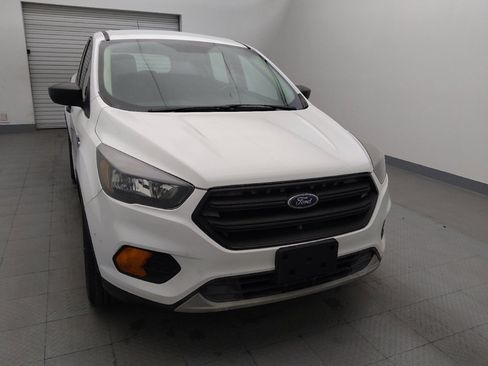 Used 2019 Ford Escape S image 14