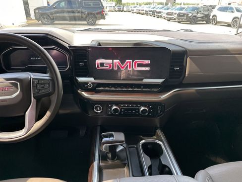 Used 2024 GMC Sierra 1500 SLT RWD image 10