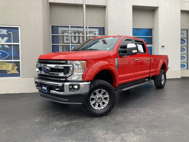 Used 2022 Ford F350 XLT w/ XLT Premium Package AWD/4WD image 2