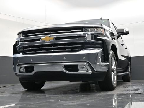 Used 2022 Chevrolet Silverado 1500 LTZ image 24