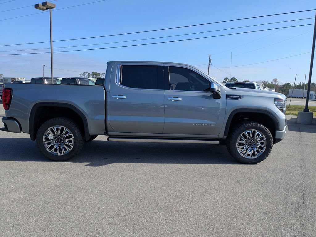 Used 2024 GMC Sierra 1500 Denali Ultimate AWD/4WD image 3