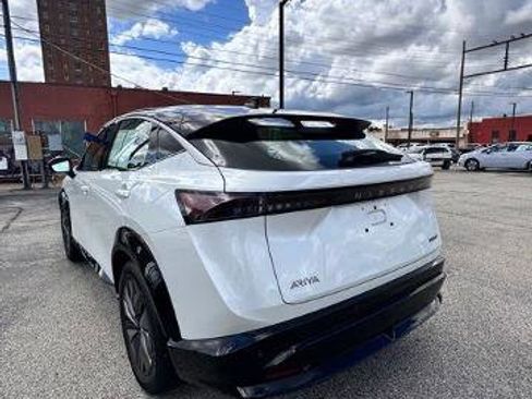 Certified 2023 Nissan Ariya FWD image 8