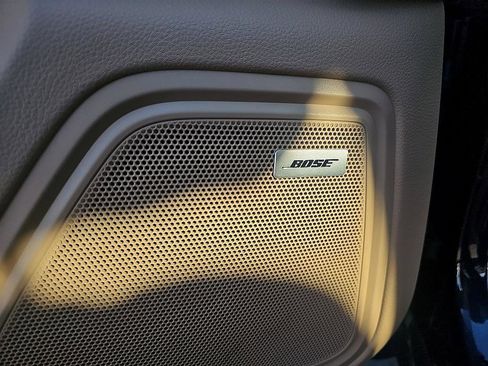 Used 2021 Porsche Macan image 13