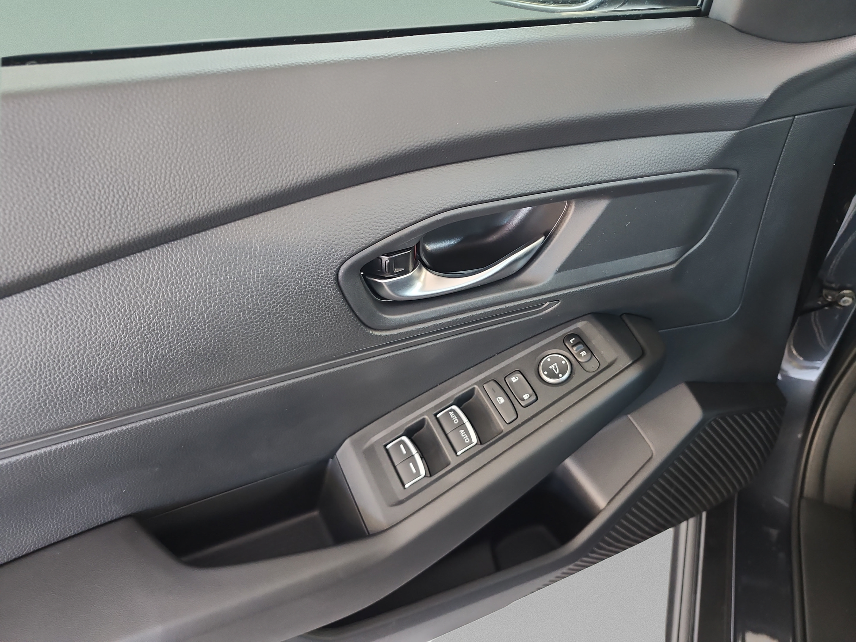New 2026 Honda Accord LX image 17