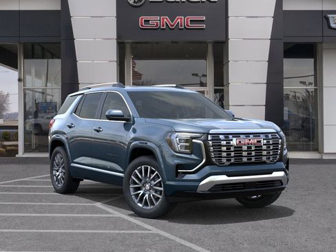 New 2026 GMC Terrain Denali w/ LPO, Black Badging Package image 21