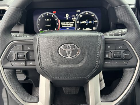 New 2026 Toyota 4Runner TRD Off-Road Premium AWD/4WD image 21