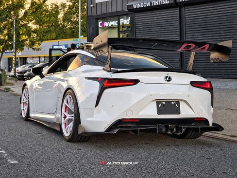 Used 2018 Lexus LC 500 Coupe w/ Touring Package RWD image 8