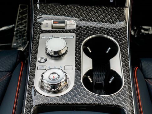 Used 2026 Genesis GV70 3.5T Sport Prestige image 15