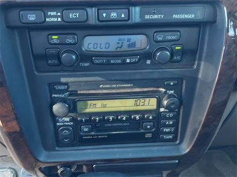 Used 2002 Toyota 4Runner Limited image 22