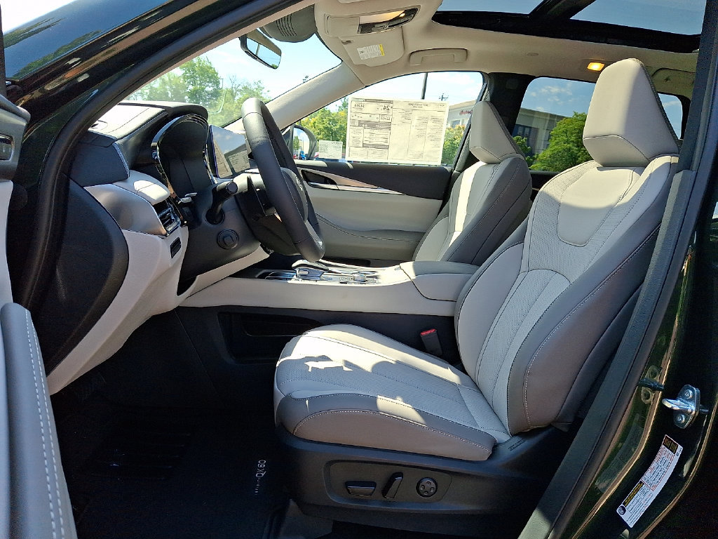 New 2027 INFINITI QX60 Luxe w/ Cargo Package AWD/4WD image 10