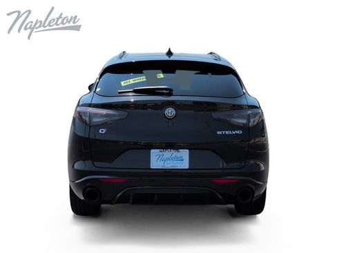 Used 2024 Alfa Romeo Stelvio Veloce AWD/4WD image 4