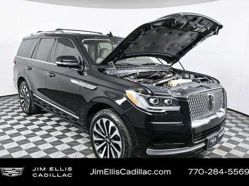 Used 2022 Lincoln Navigator Reserve image 30