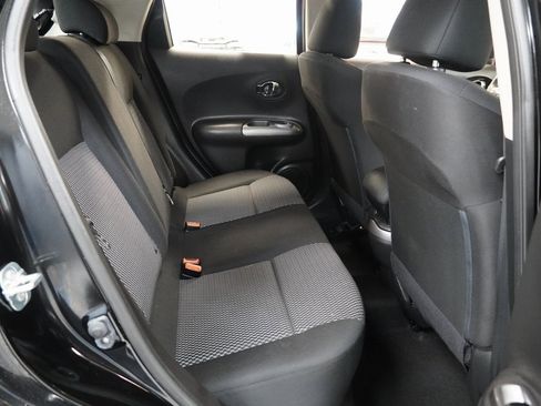 Used 2016 Nissan Juke S image 28