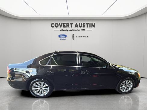 Used 2012 Volkswagen Passat TDI SE FWD image 4