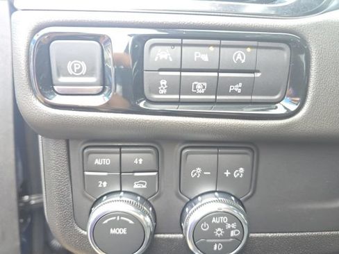 Used 2026 GMC Yukon Elevation w/ LPO, Floor Liner Package AWD/4WD image 21