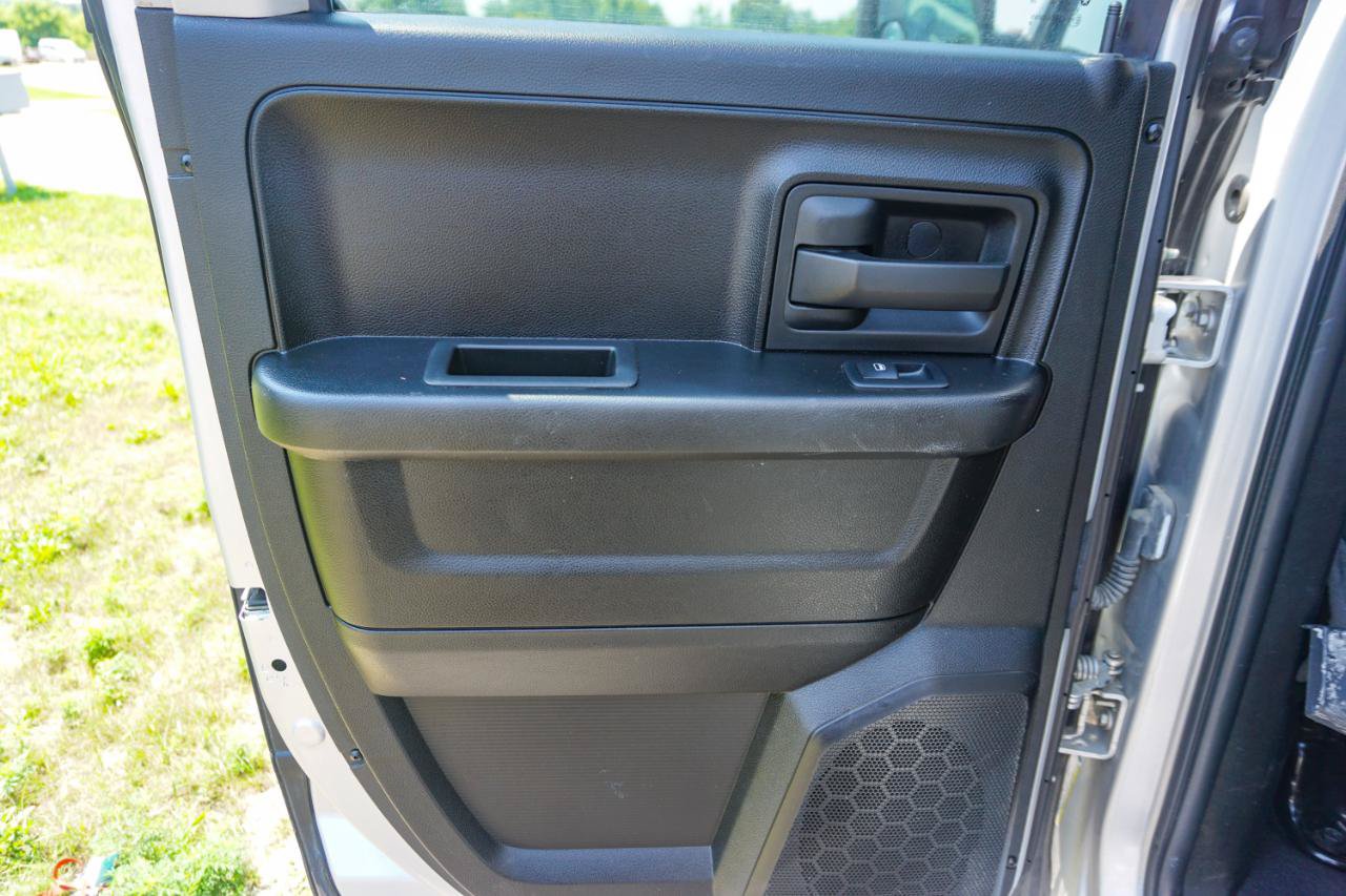 Used 2019 RAM 1500 Express w/ Express Value Package AWD/4WD image 19