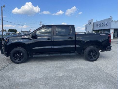 Used 2021 Chevrolet Silverado 1500 Custom Trail Boss w/ Safety Confidence Package image 7