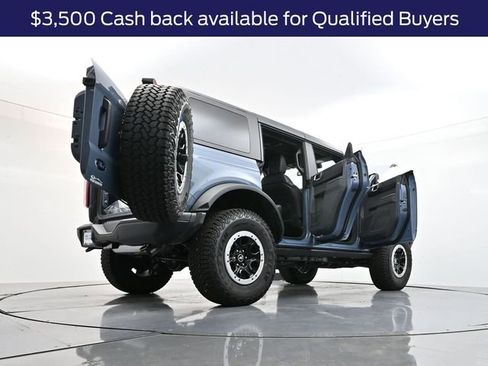 New 2025 Ford Bronco Badlands image 40