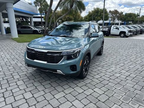 Used 2024 Kia Seltos EX AWD/4WD image 19