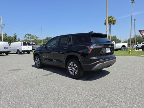 New 2027 Chevrolet Equinox LT w/ Convenience Package II FWD image 7