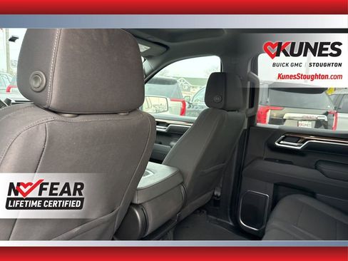 Used 2025 Chevrolet Silverado 1500 LT image 34