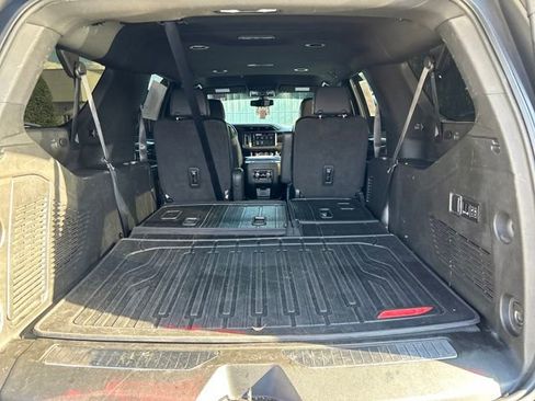 Used 2022 GMC Yukon XL Denali image 34