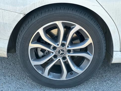 Used 2018 Mercedes-Benz C 300 Sedan image 23