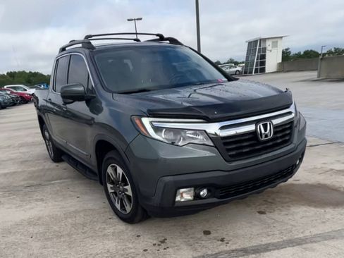 Used 2017 Honda Ridgeline RTL-T image 3